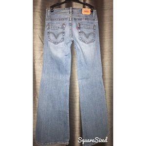 Levi’s wide leg junior size OM jeans